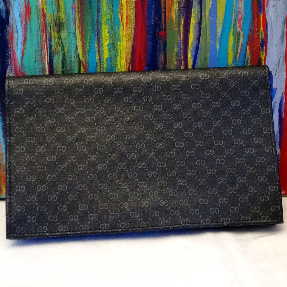 Vintage Gucci clutch - Picture 2 of 7